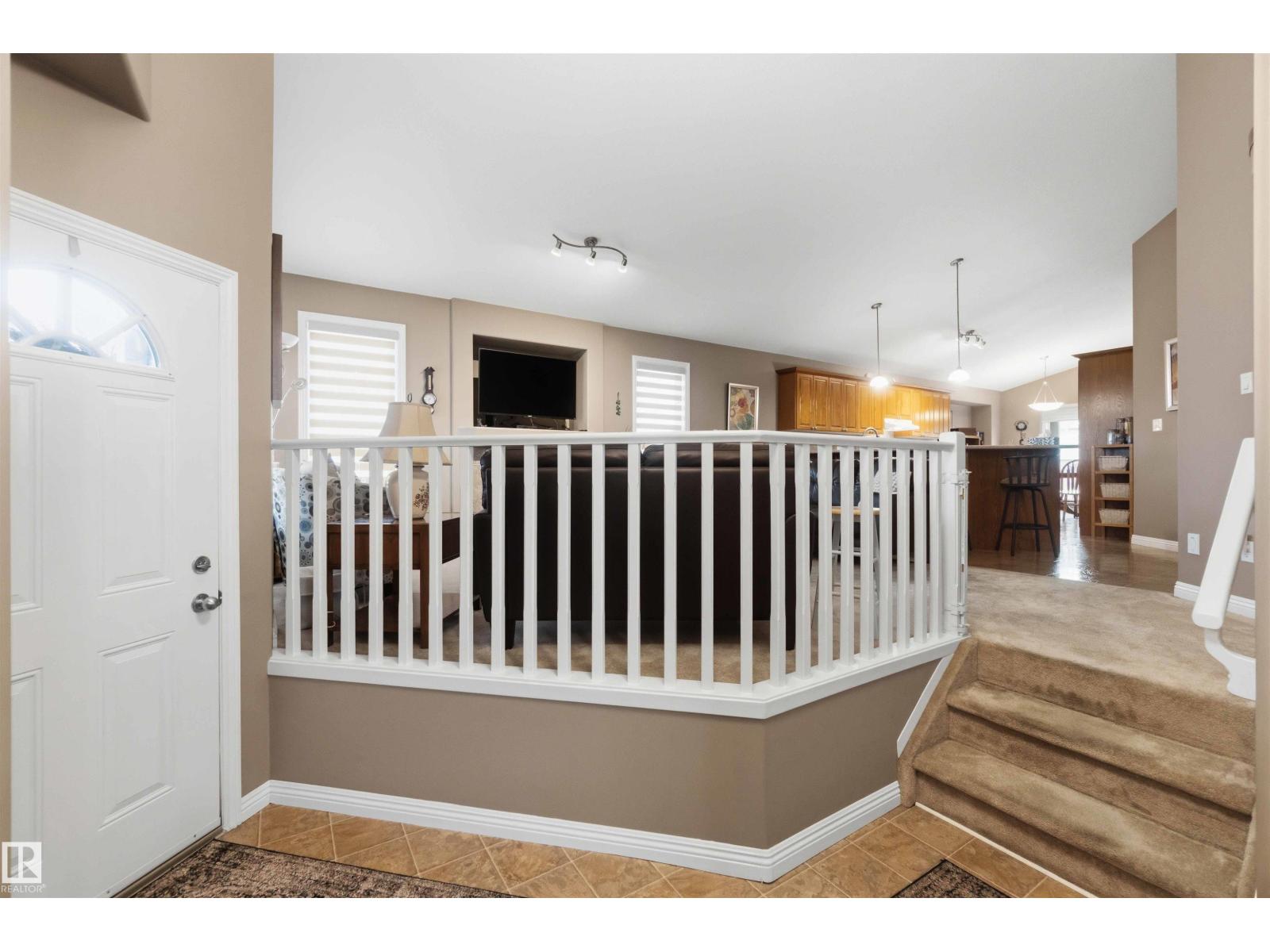 6320 166 AV NW, Matt Berry, Edmonton photo 3