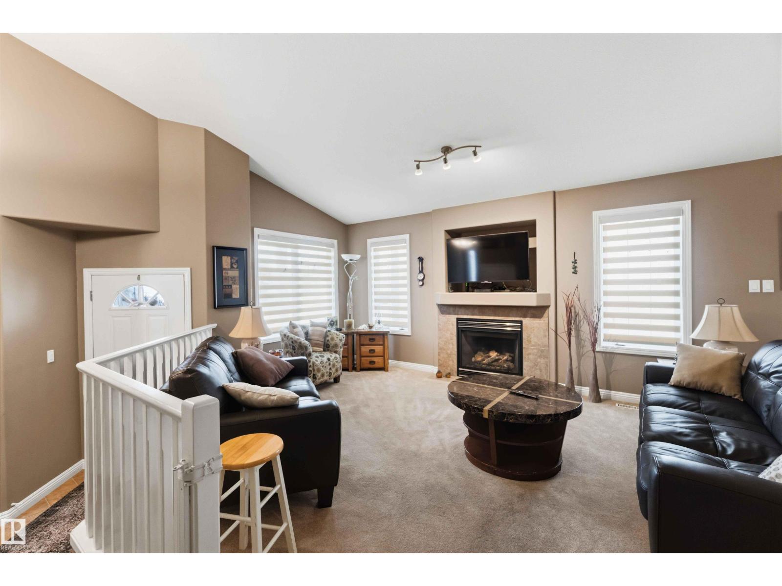6320 166 AV NW, Matt Berry, Edmonton photo 5