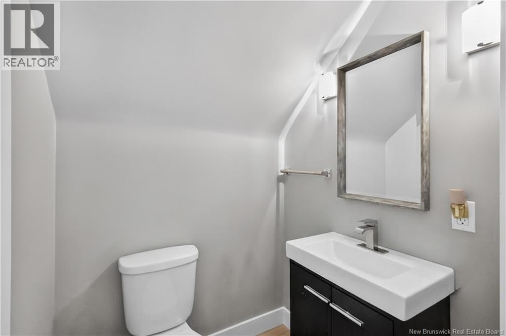 11 Derby Street - 17