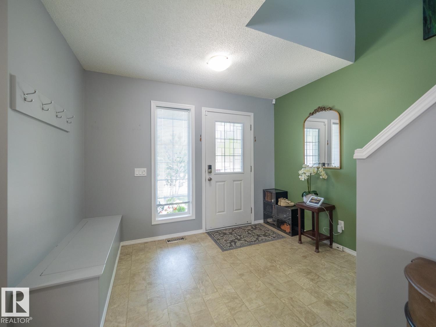 #42 450 HYNDMAN CR NW - 2