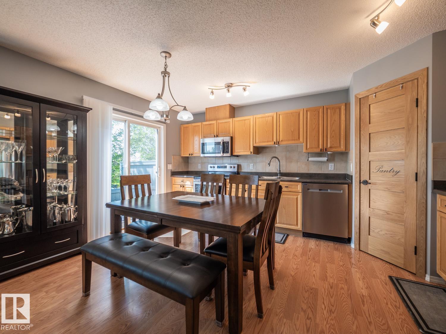 #42 450 HYNDMAN CR NW, Canon Ridge, Edmonton photo 4