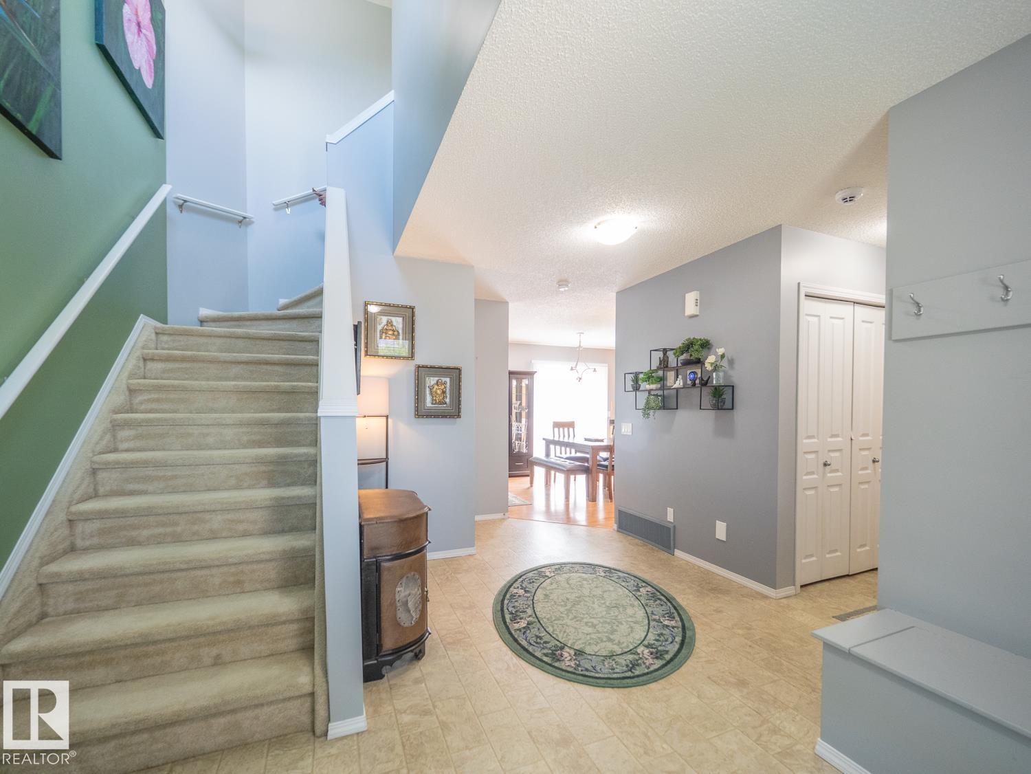 #42 450 HYNDMAN CR NW, Canon Ridge, Edmonton photo 3
