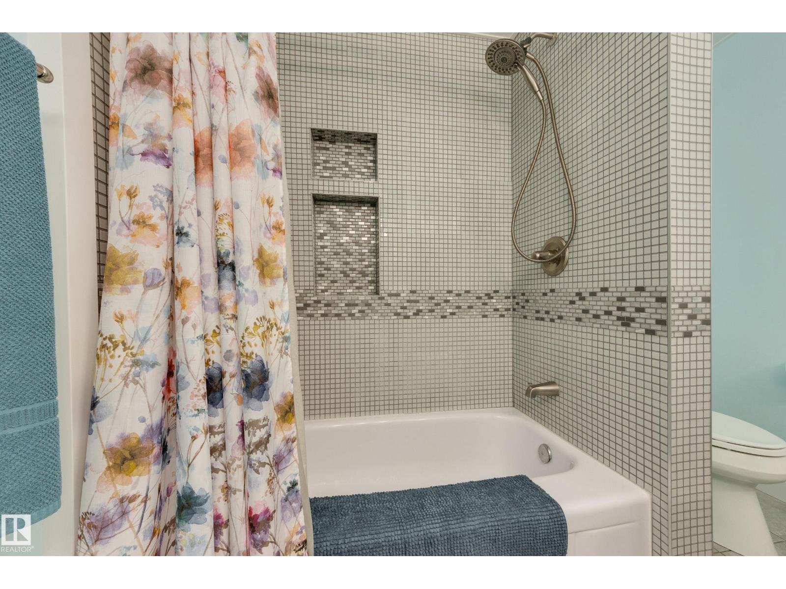 4303 46 ST - Image 25