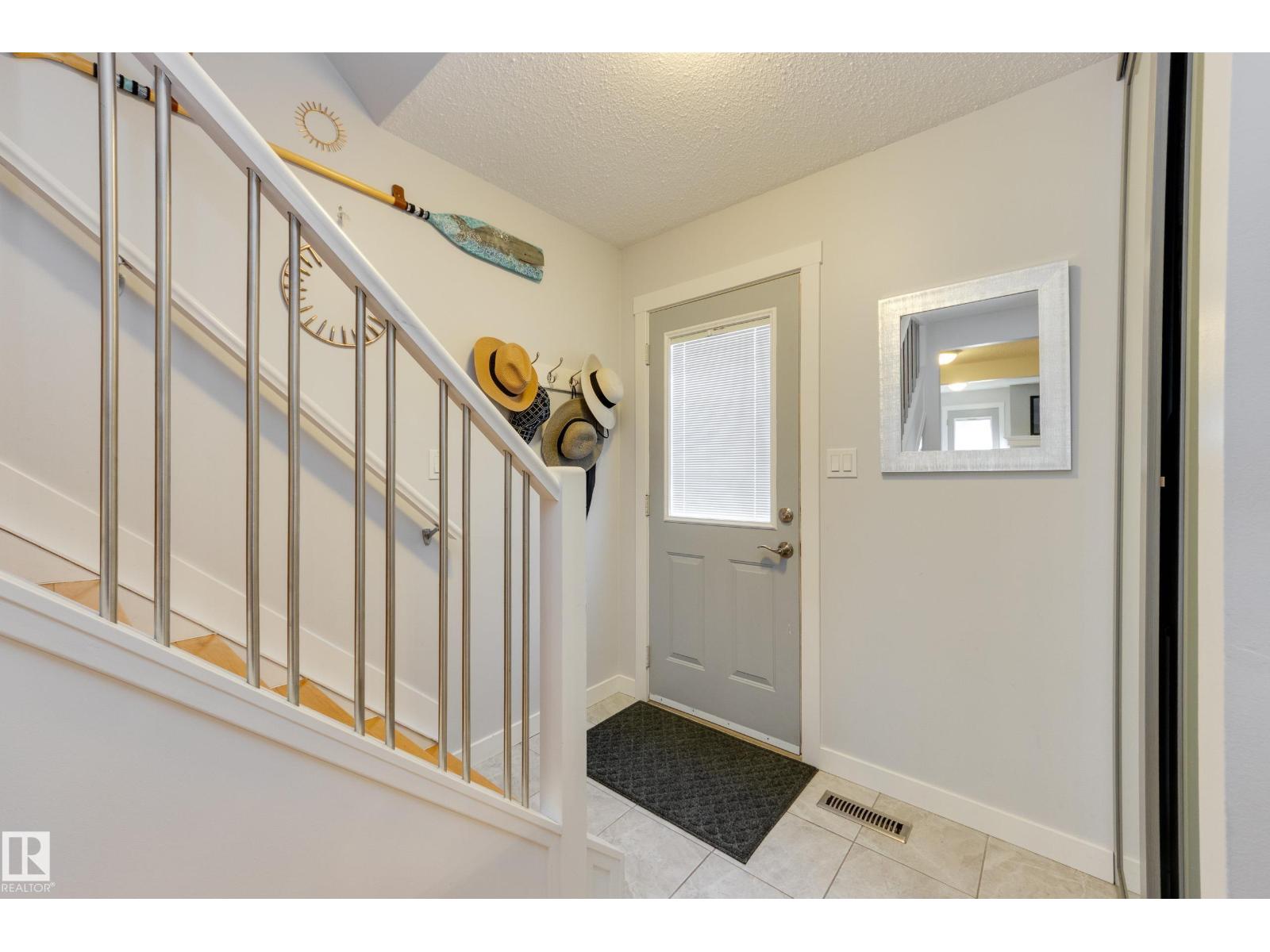 4303 46 ST - 5