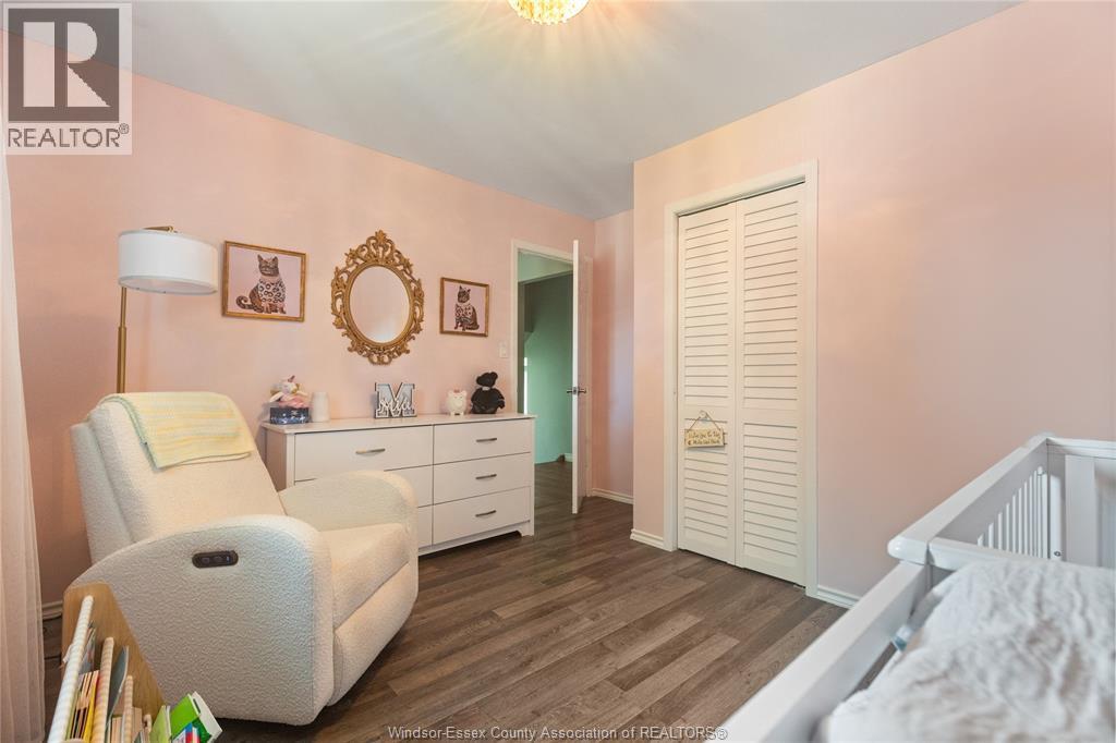 2935 GRANBY CRESCENT - 18