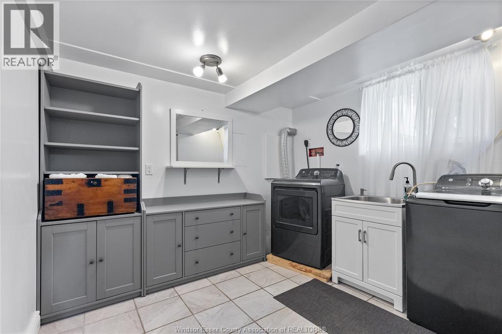 2935 GRANBY CRESCENT - Image 23