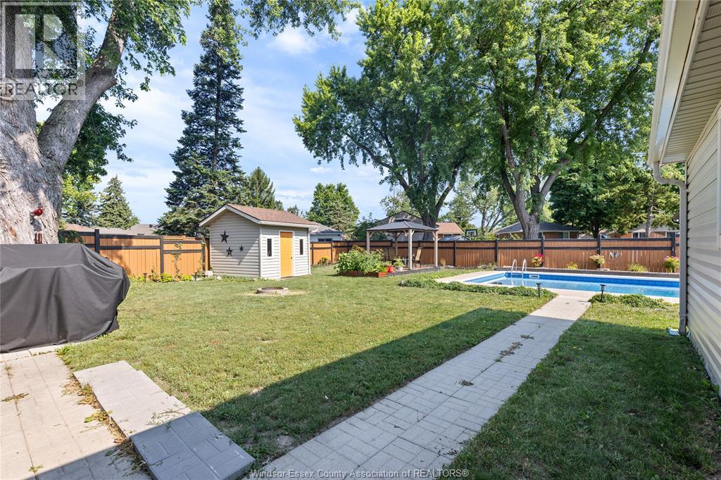2935 GRANBY CRESCENT - Image 27