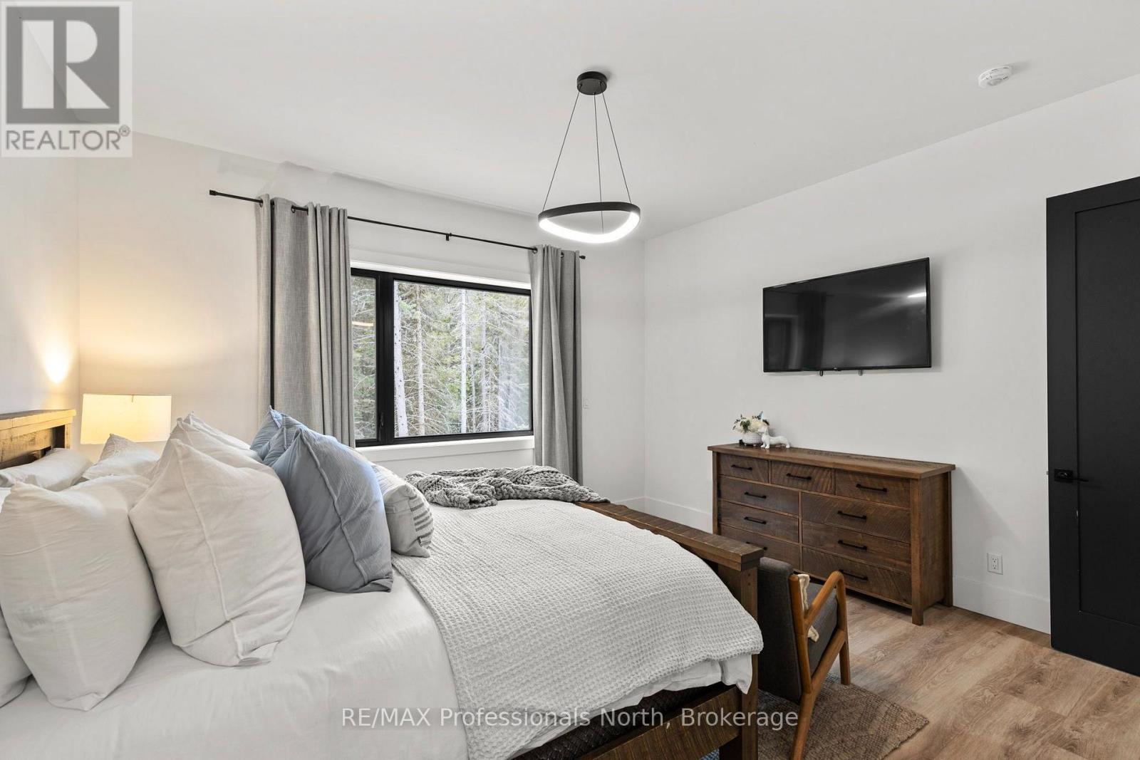 100 MASONS ROAD - 20