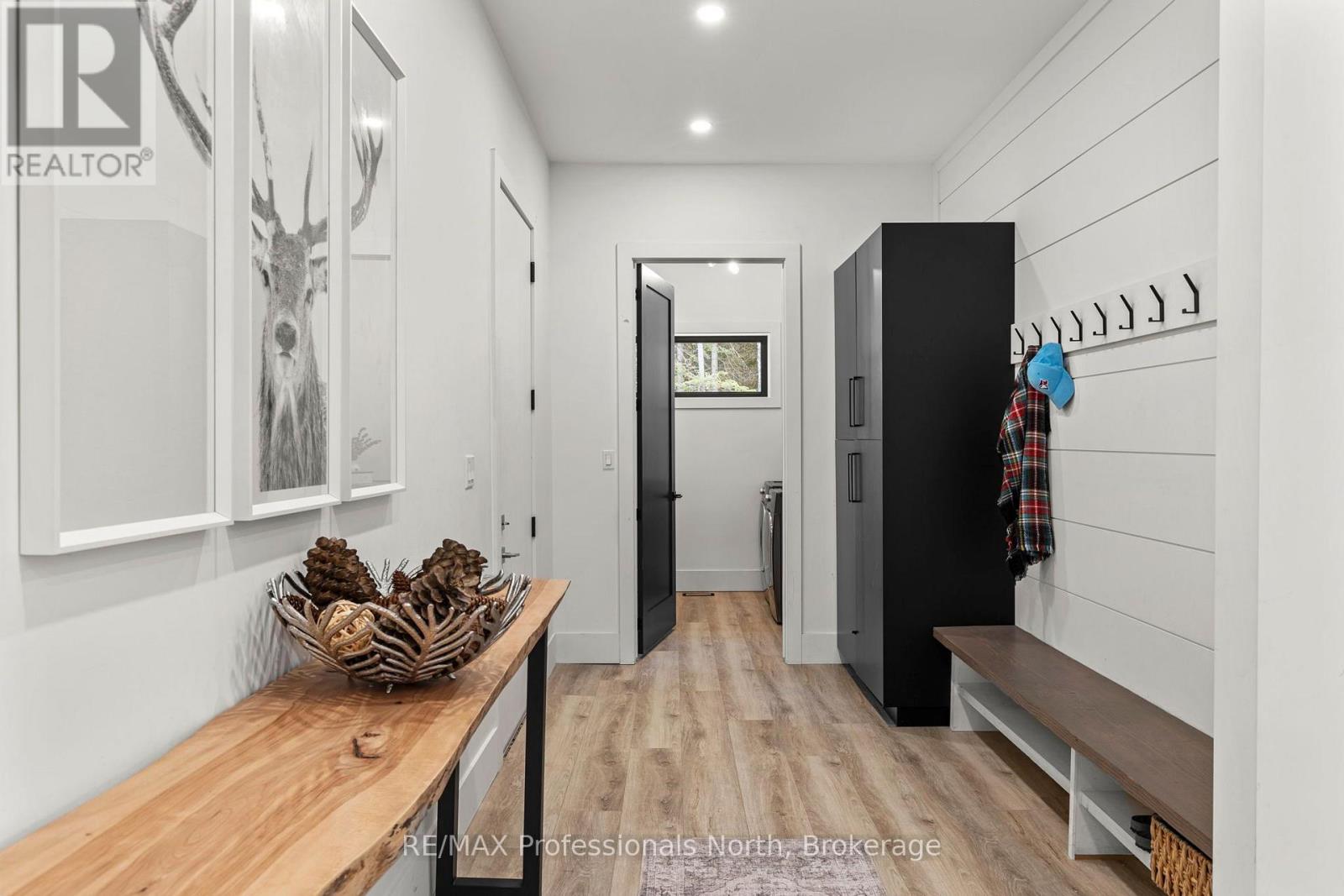 100 MASONS ROAD - 33