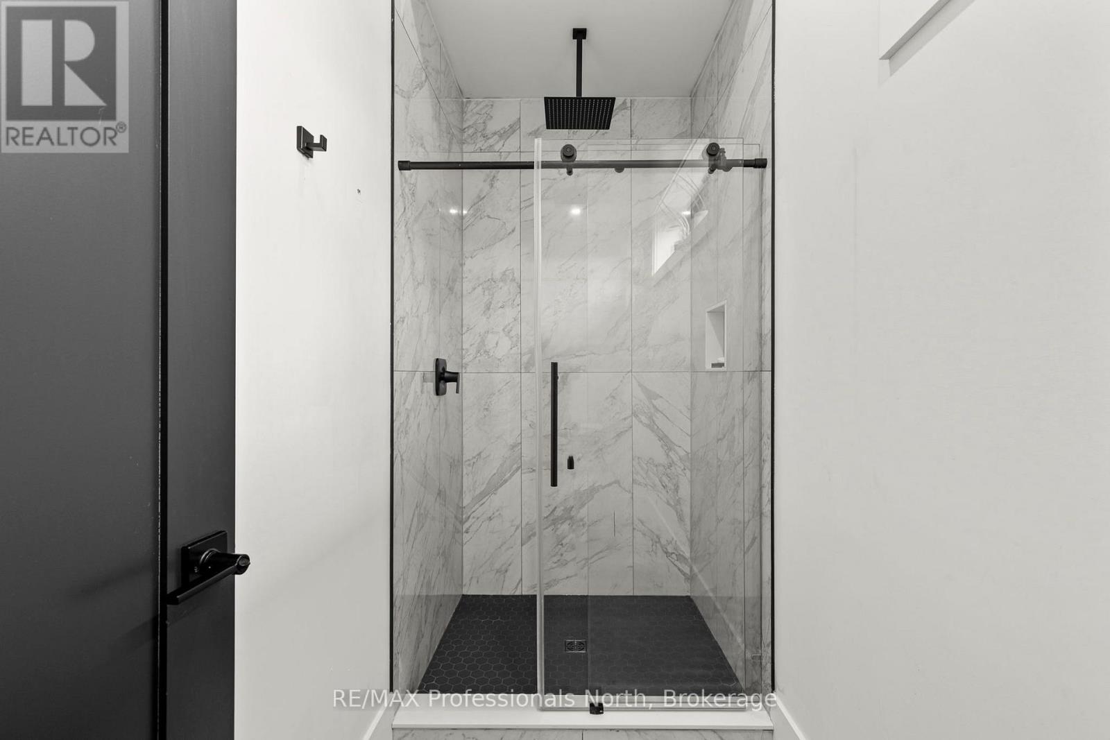 100 MASONS ROAD - 31