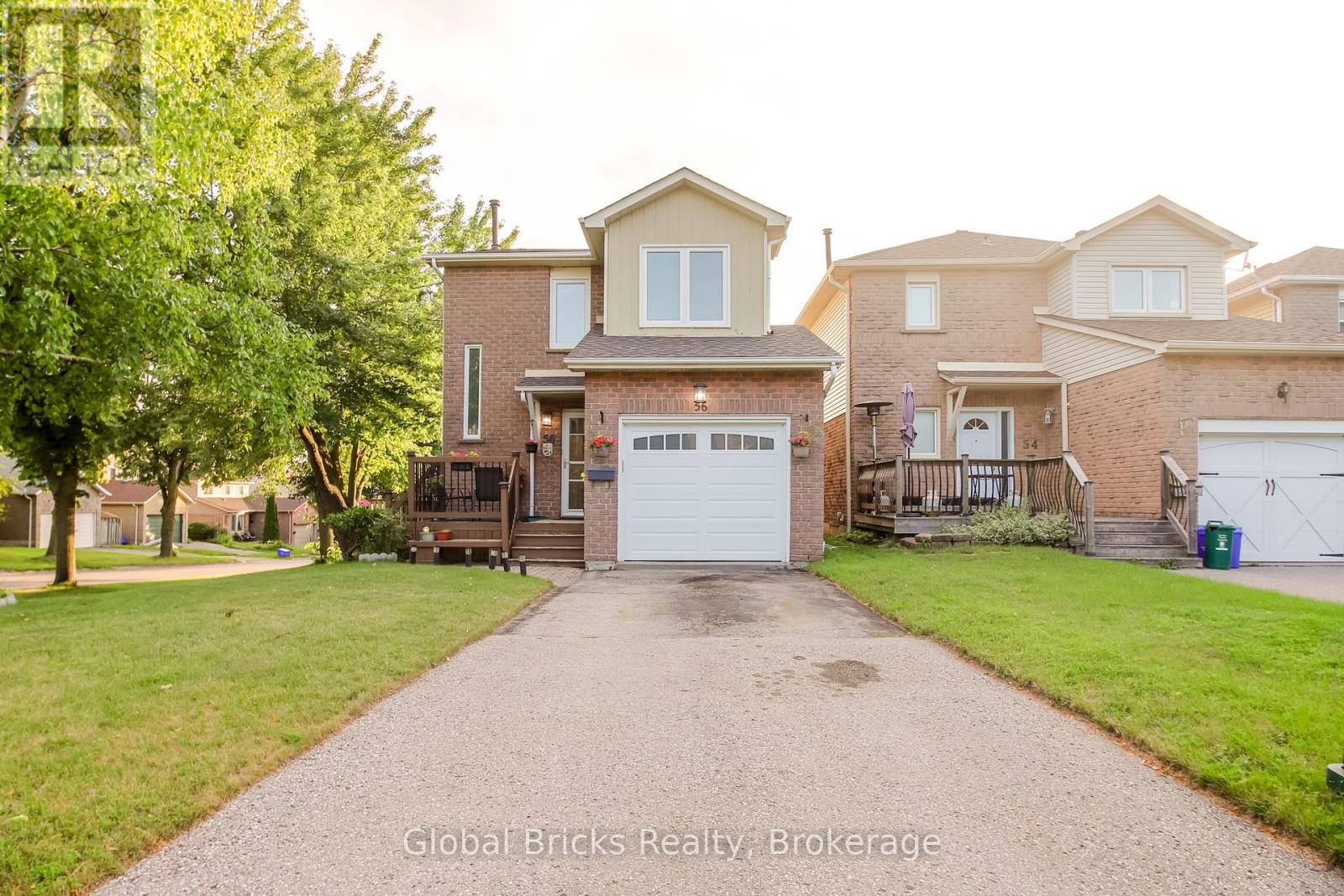 56 Winston Crescent, Whitby, ON photo 2