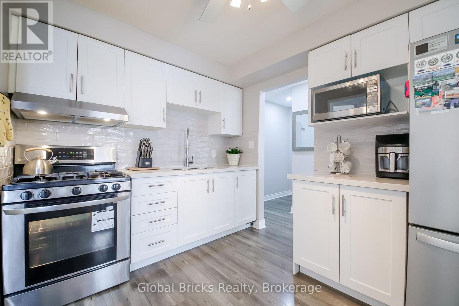 56 Winston Crescent, Whitby, ON photo 25