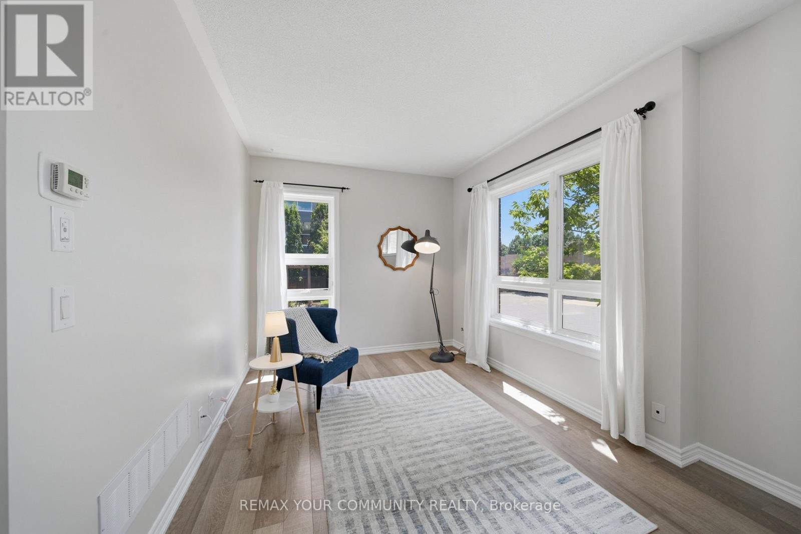 #2 90 CALEDONIA PARK ROAD - 9