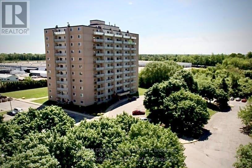 #212 563 MORNINGTON AVENUE - 1