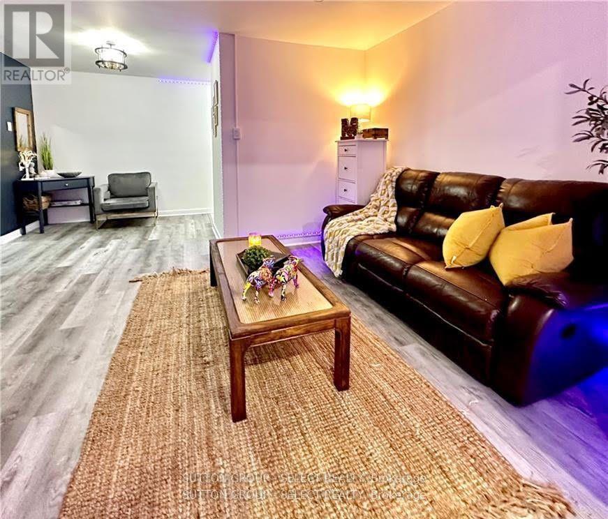#212 563 MORNINGTON AVENUE - Image 7