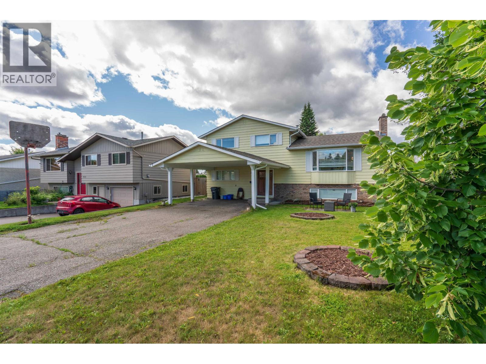 389 NEFF CRESCENT, Prince George