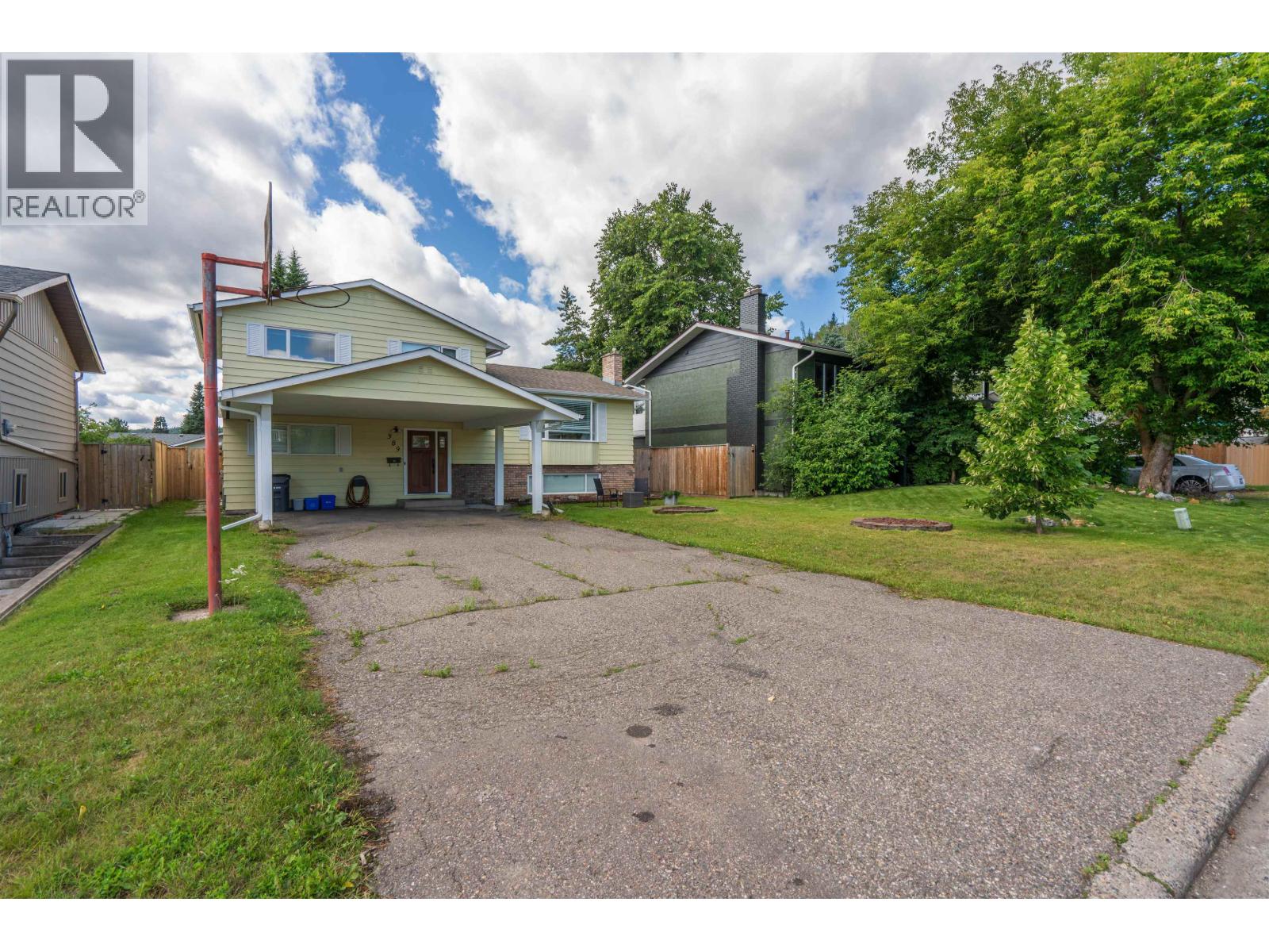 389 NEFF CRESCENT - 3