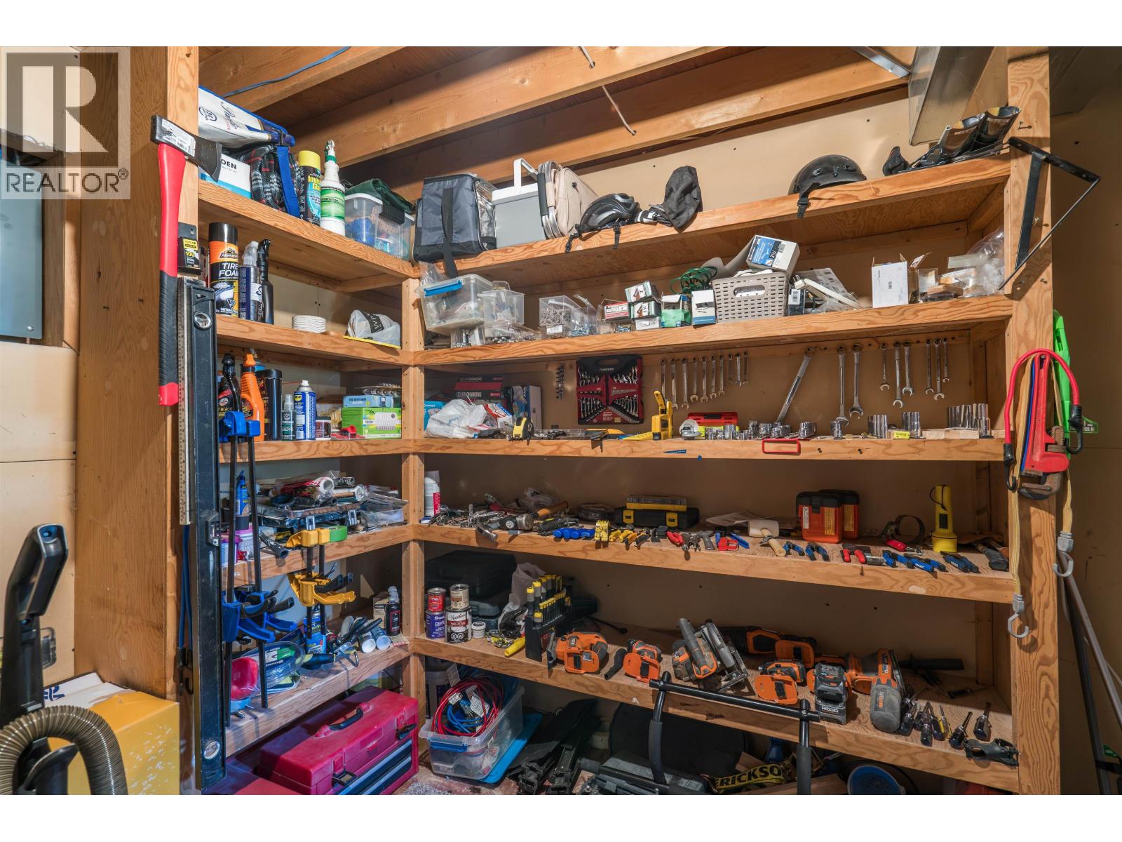 389 NEFF CRESCENT, Prince George
