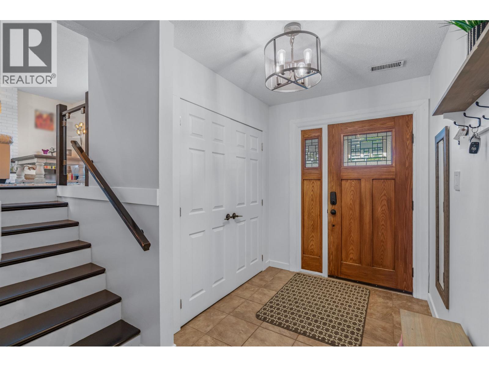 389 NEFF CRESCENT - 15