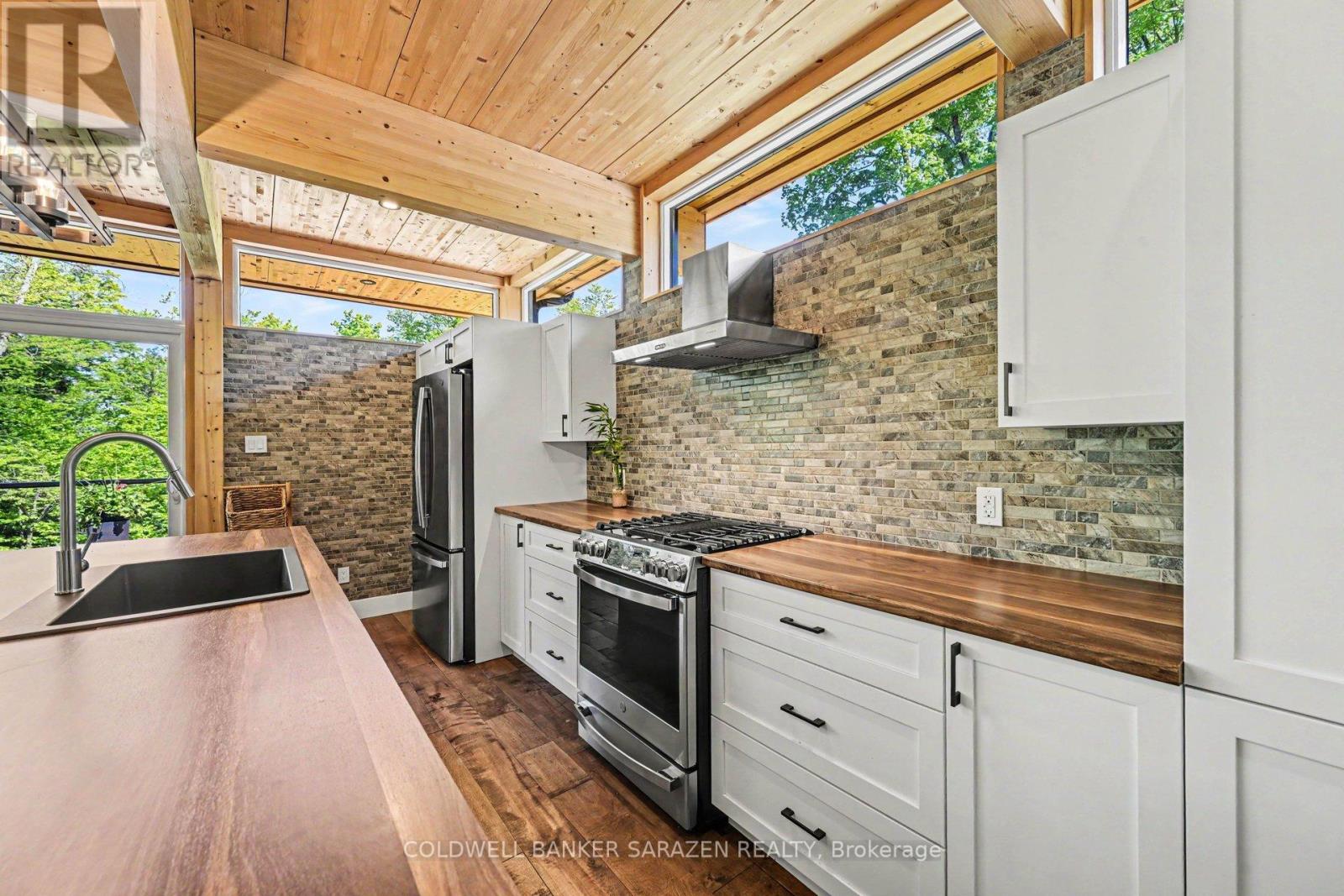 205 SHADY MAPLE ROAD - Image 16