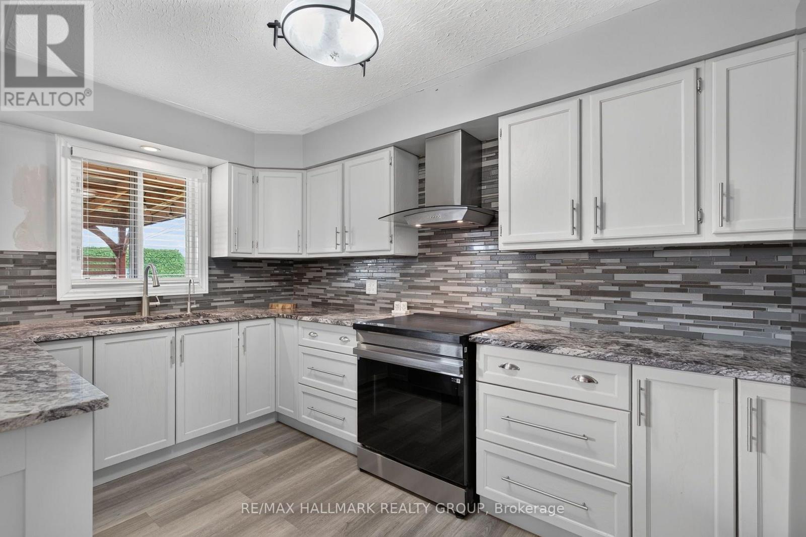 24 BERGEVIN STREET - Image 12