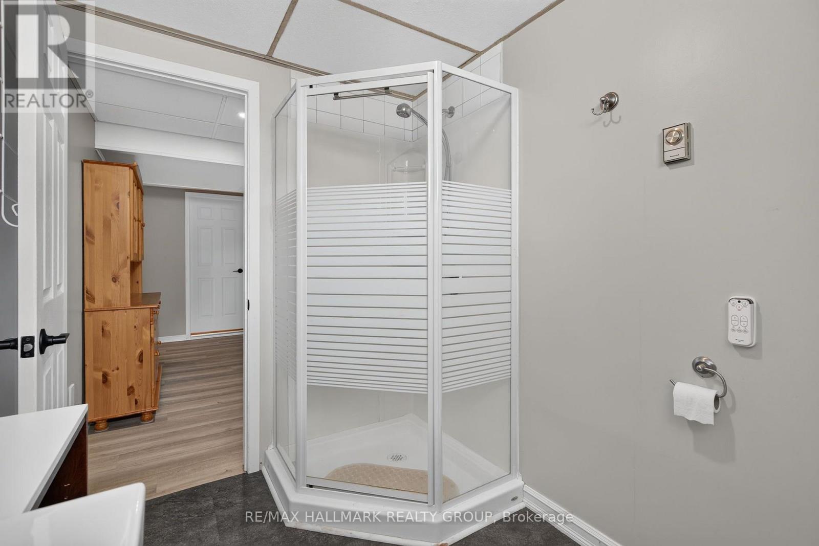 24 BERGEVIN STREET - Image 34