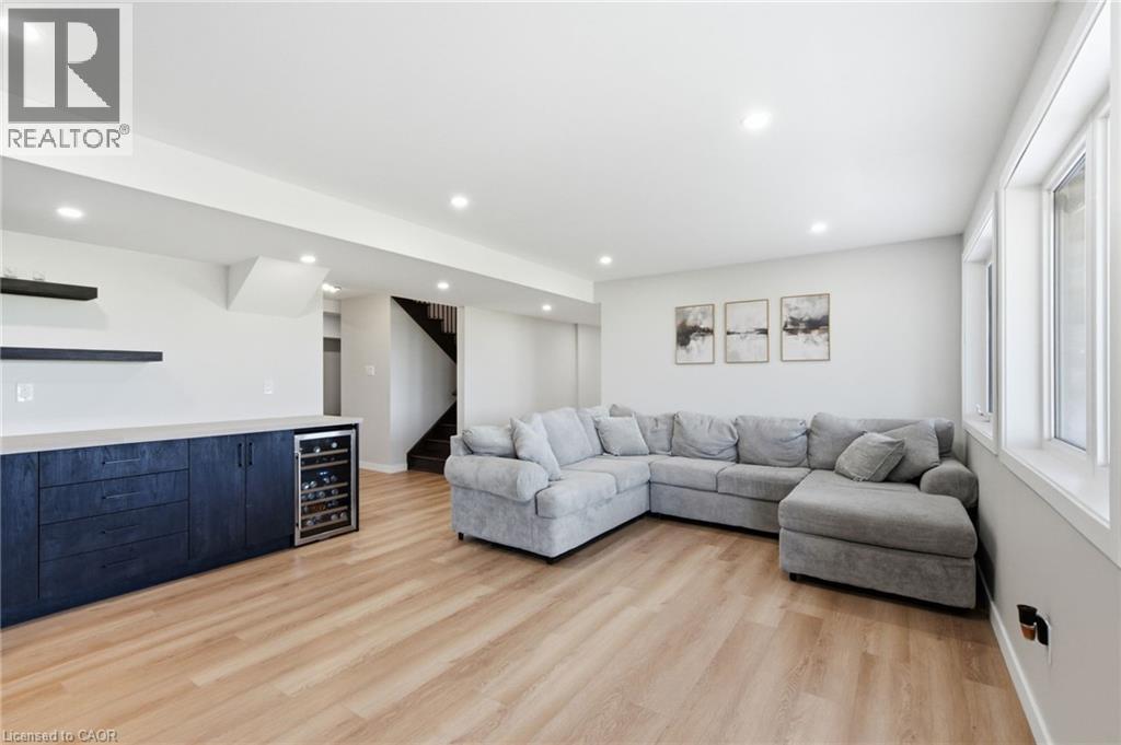 119 MIDLAND Place - Image 24