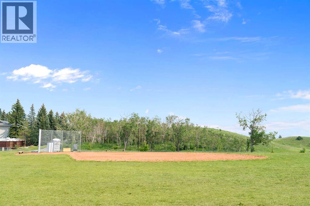 #71 6915 Ranchview Drive NW - Image 33
