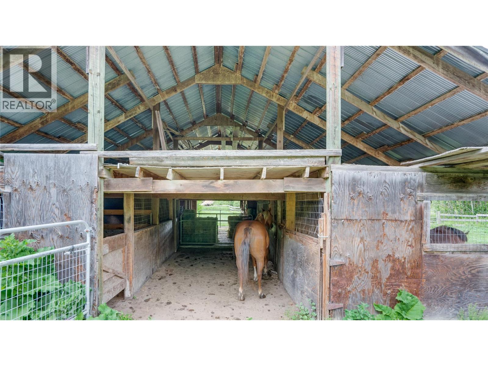  4878 Stepney Road, Spallumcheen