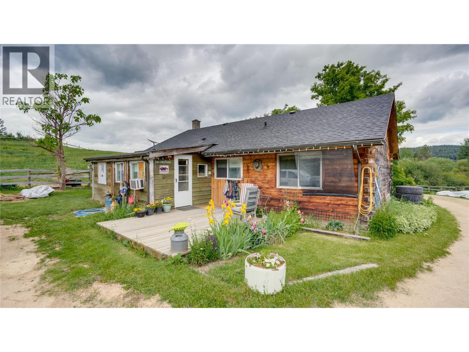  4878 Stepney Road, Spallumcheen