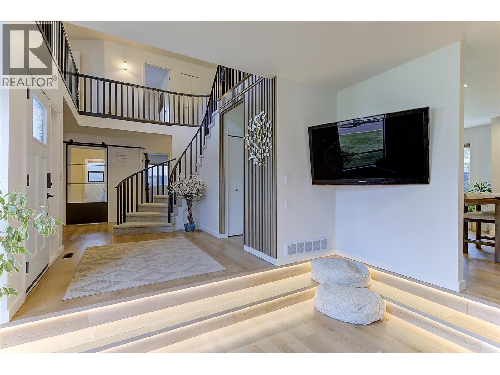 687 Barnaby Road - 6