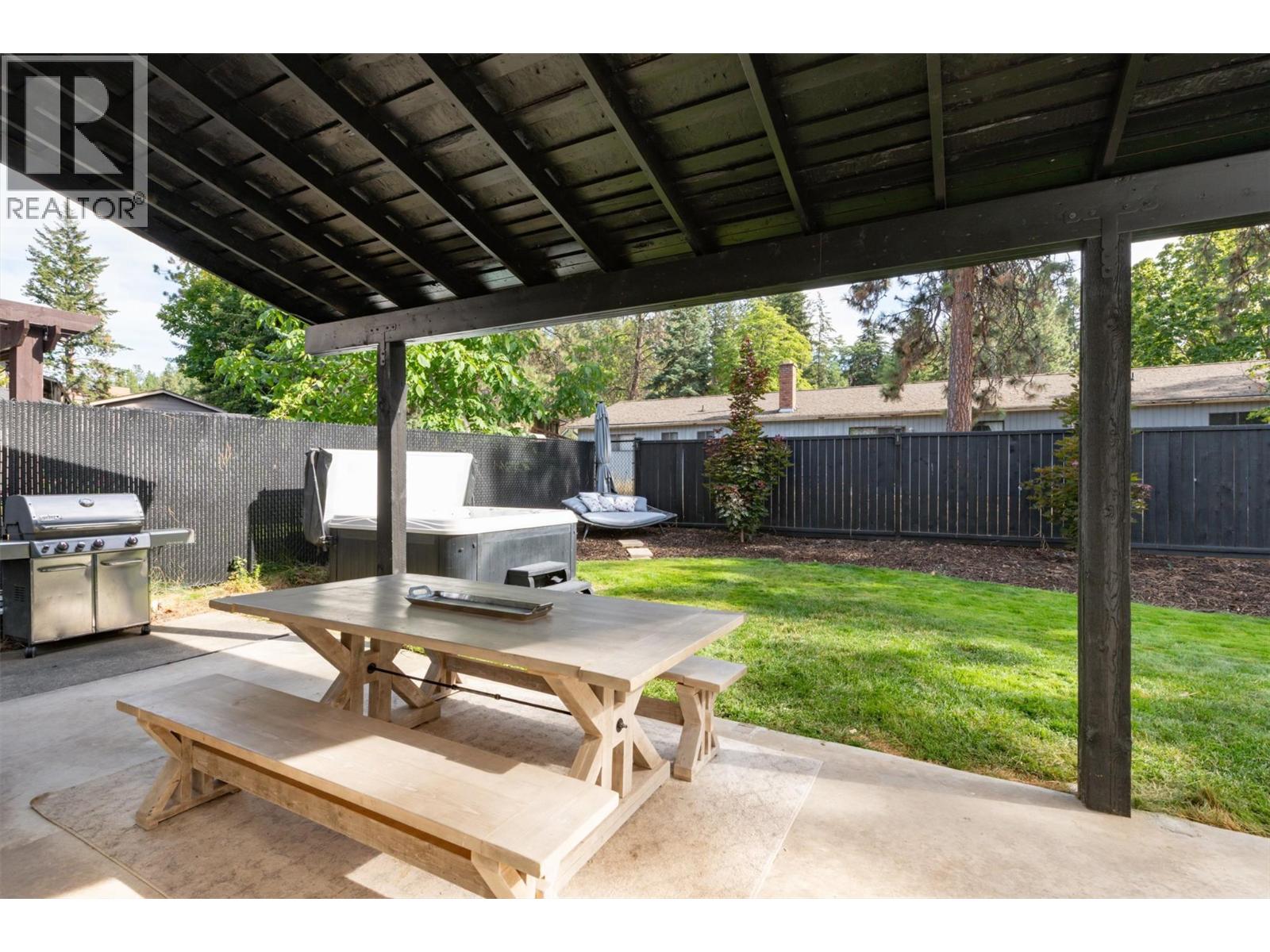 687 Barnaby Road, Kelowna