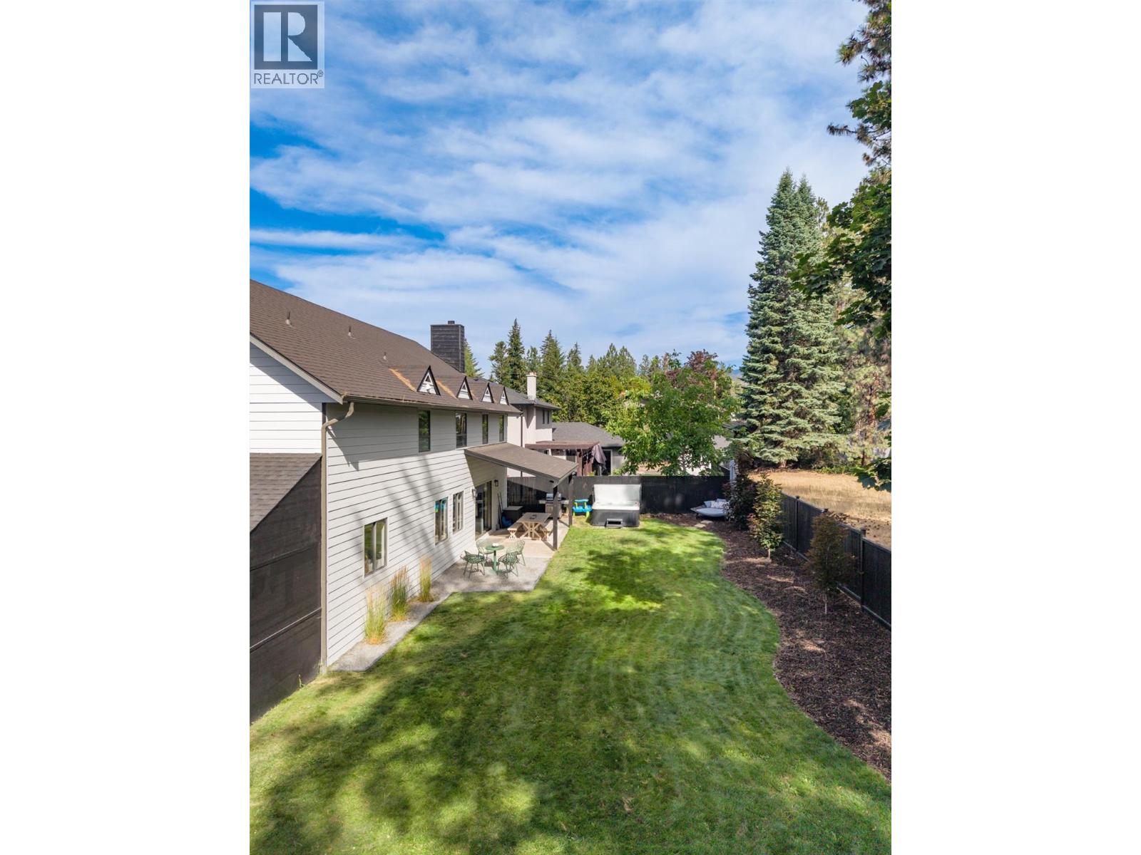 687 Barnaby Road, Kelowna