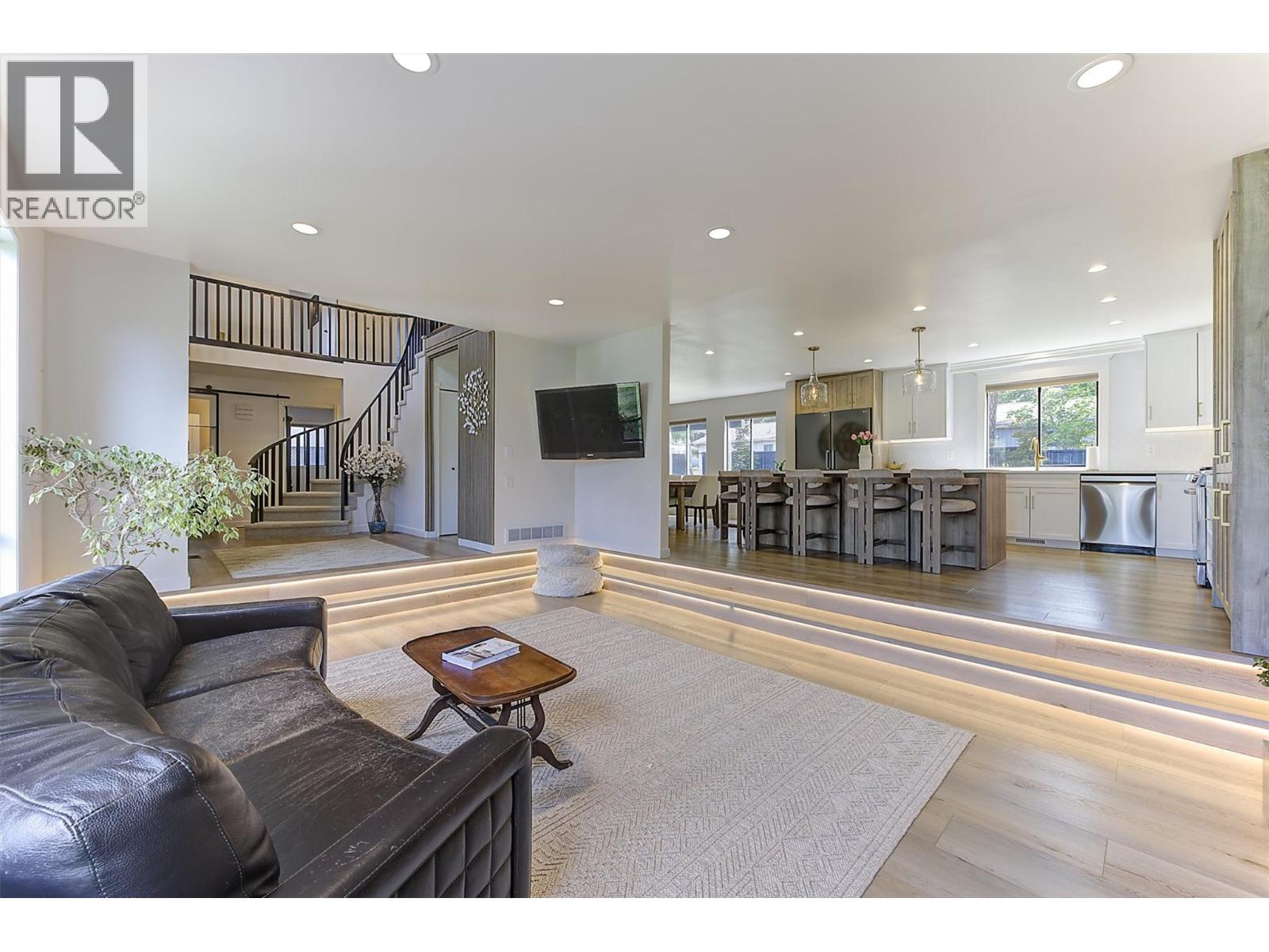 687 Barnaby Road, Kelowna