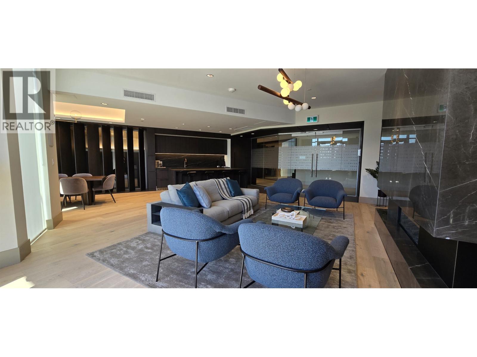 907 1500 FERN STREET, North Vancouver