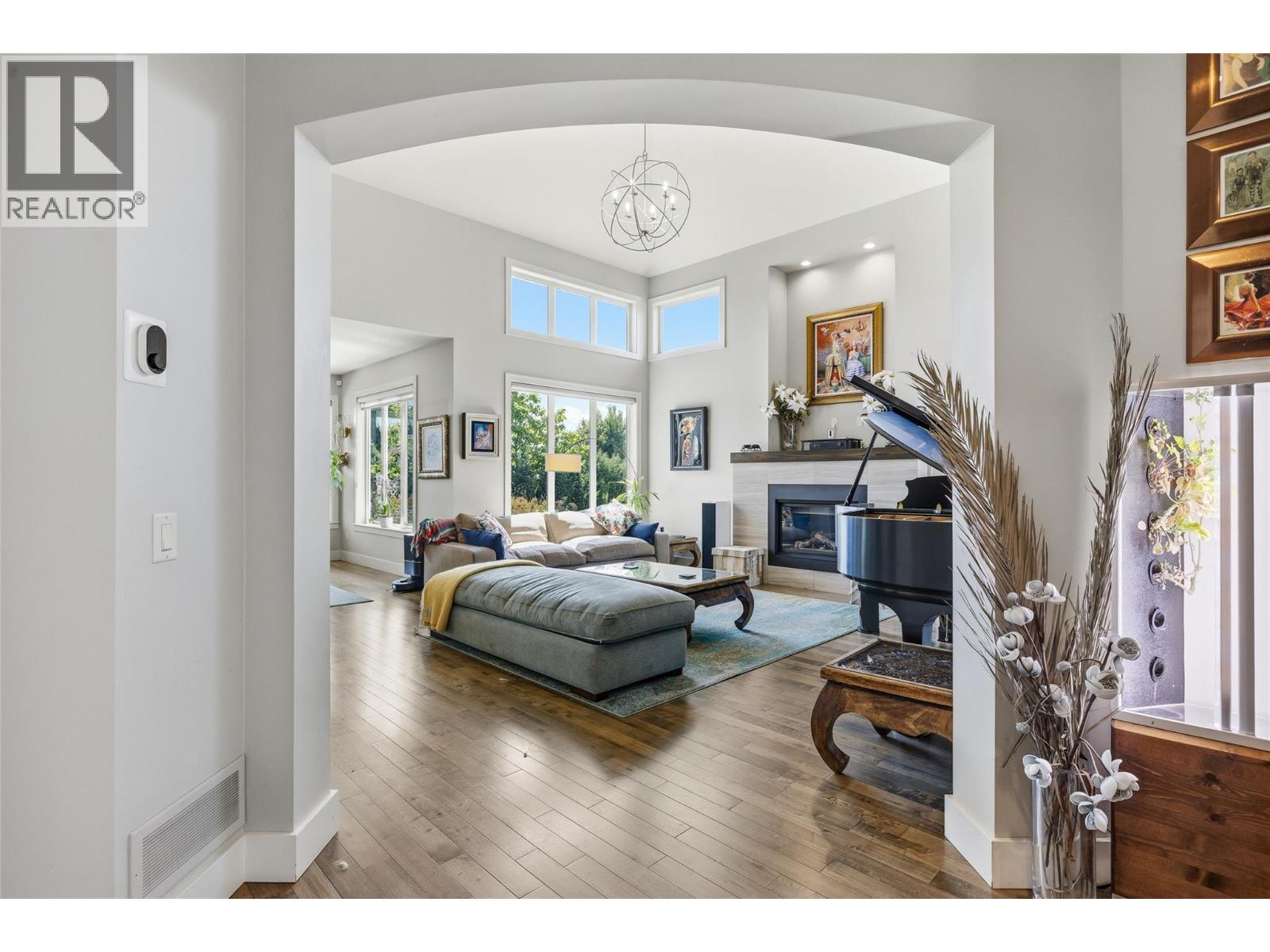 147 Skyland Drive, Kelowna