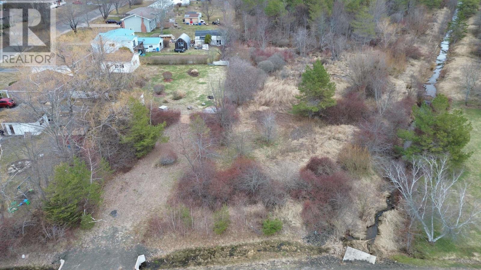 Lot Chipman Avenue