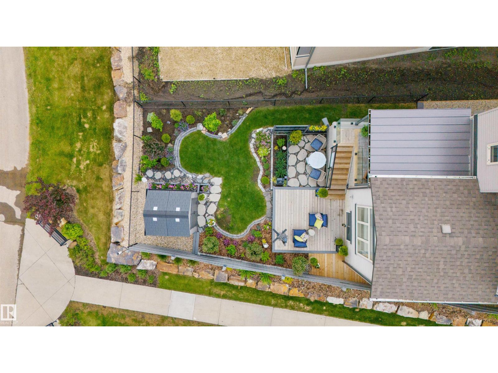 47 GLADSTONE BN - Image 52