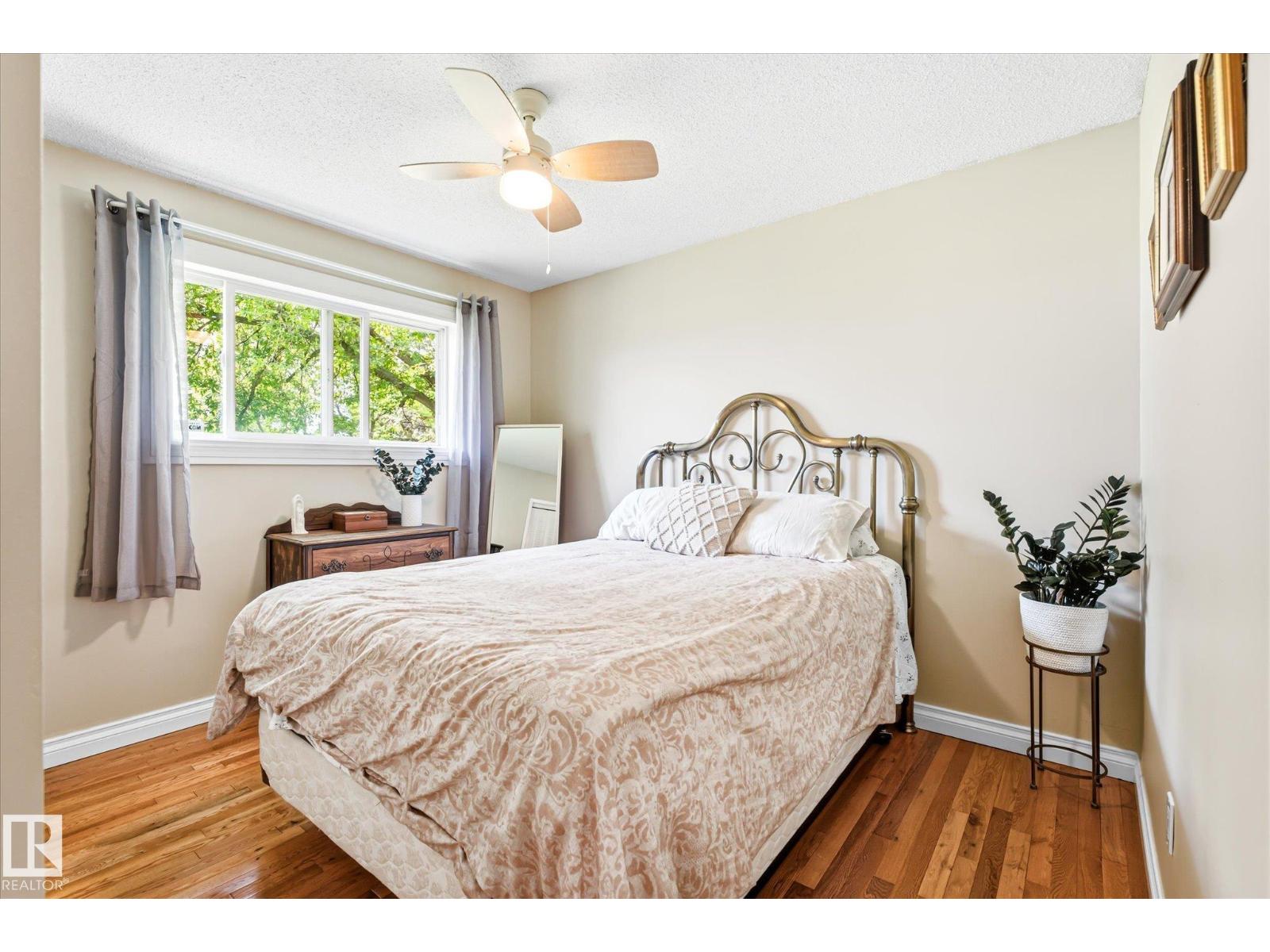 4921 47 AV - Image 21