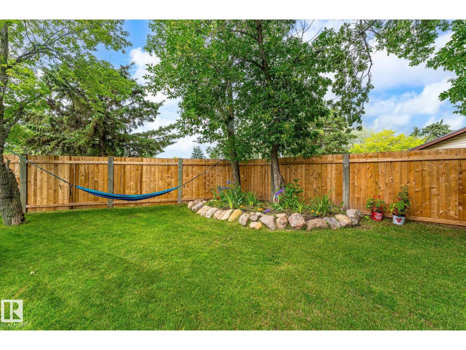 4921 47 AV - Image 43