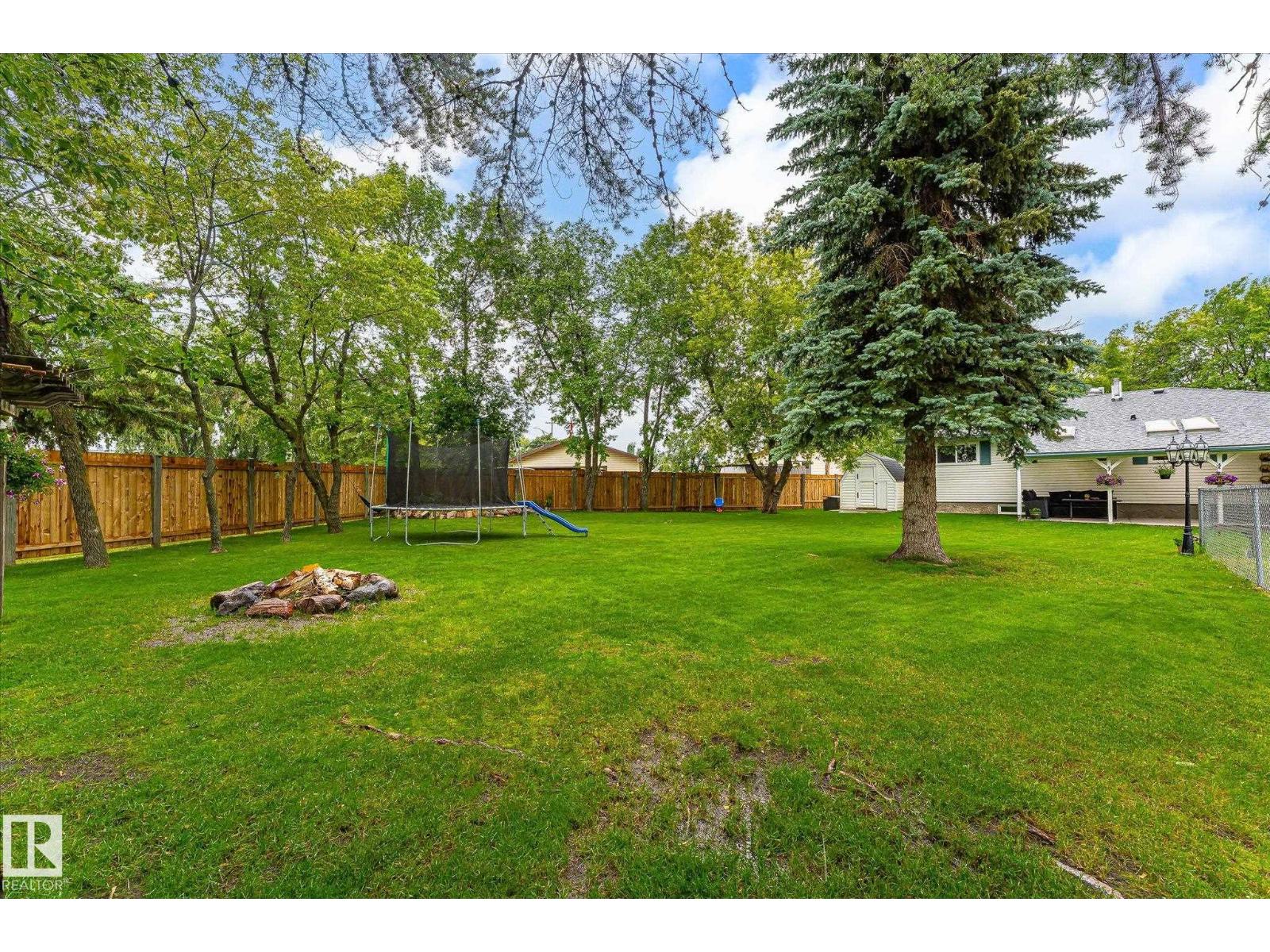 4921 47 AV - Image 47