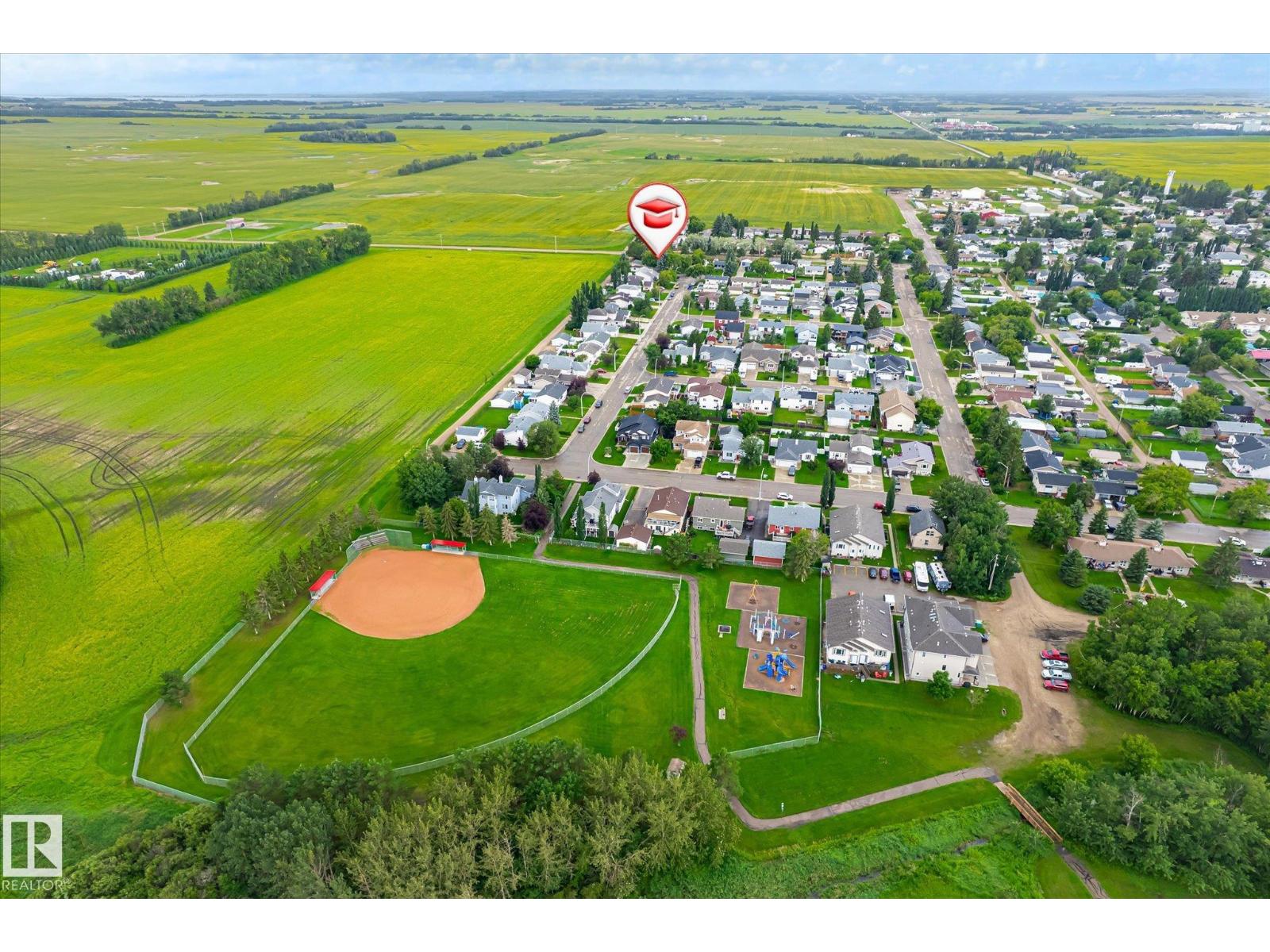 4921 47 AV - Image 65