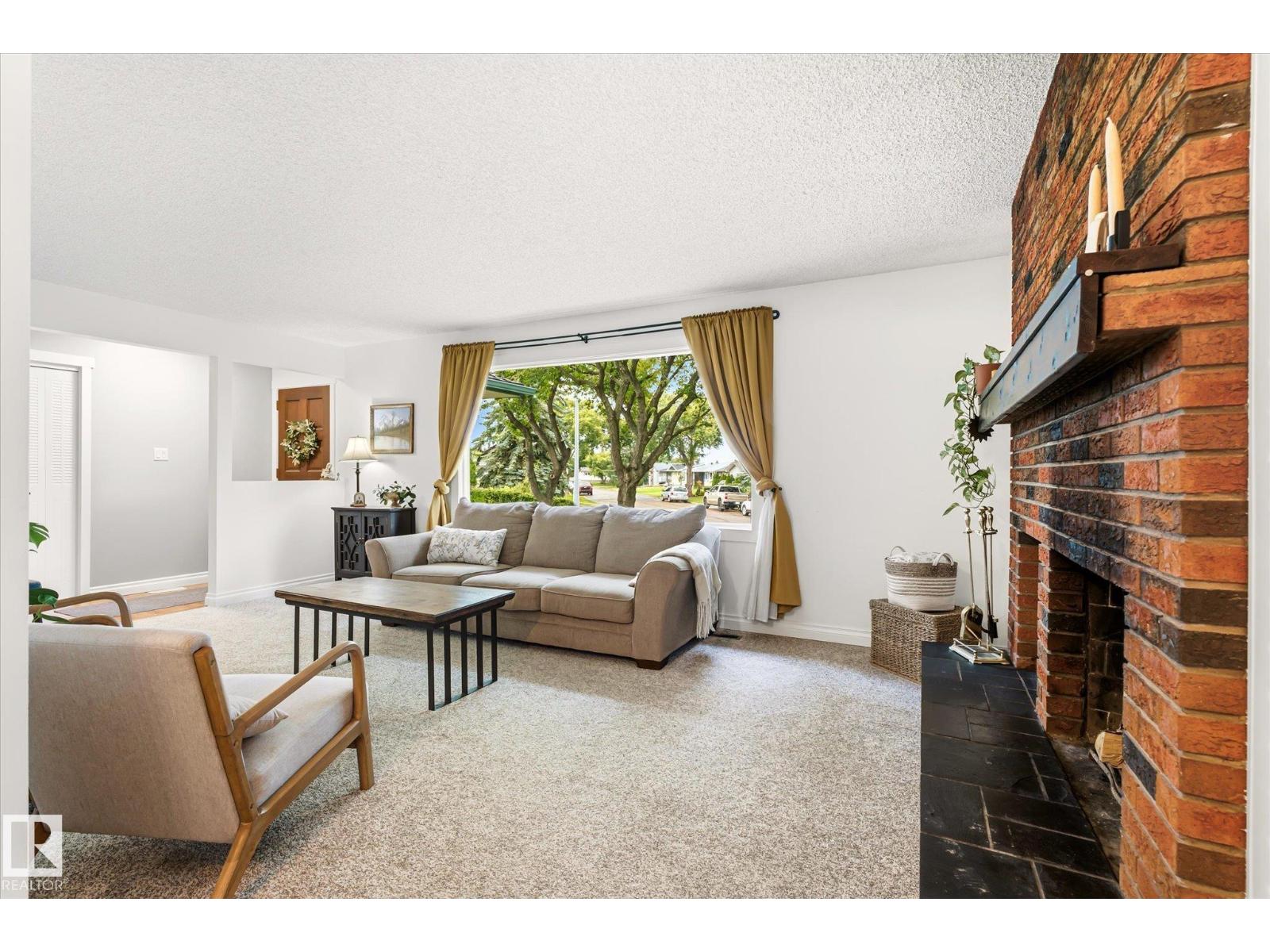 4921 47 AV - Image 8