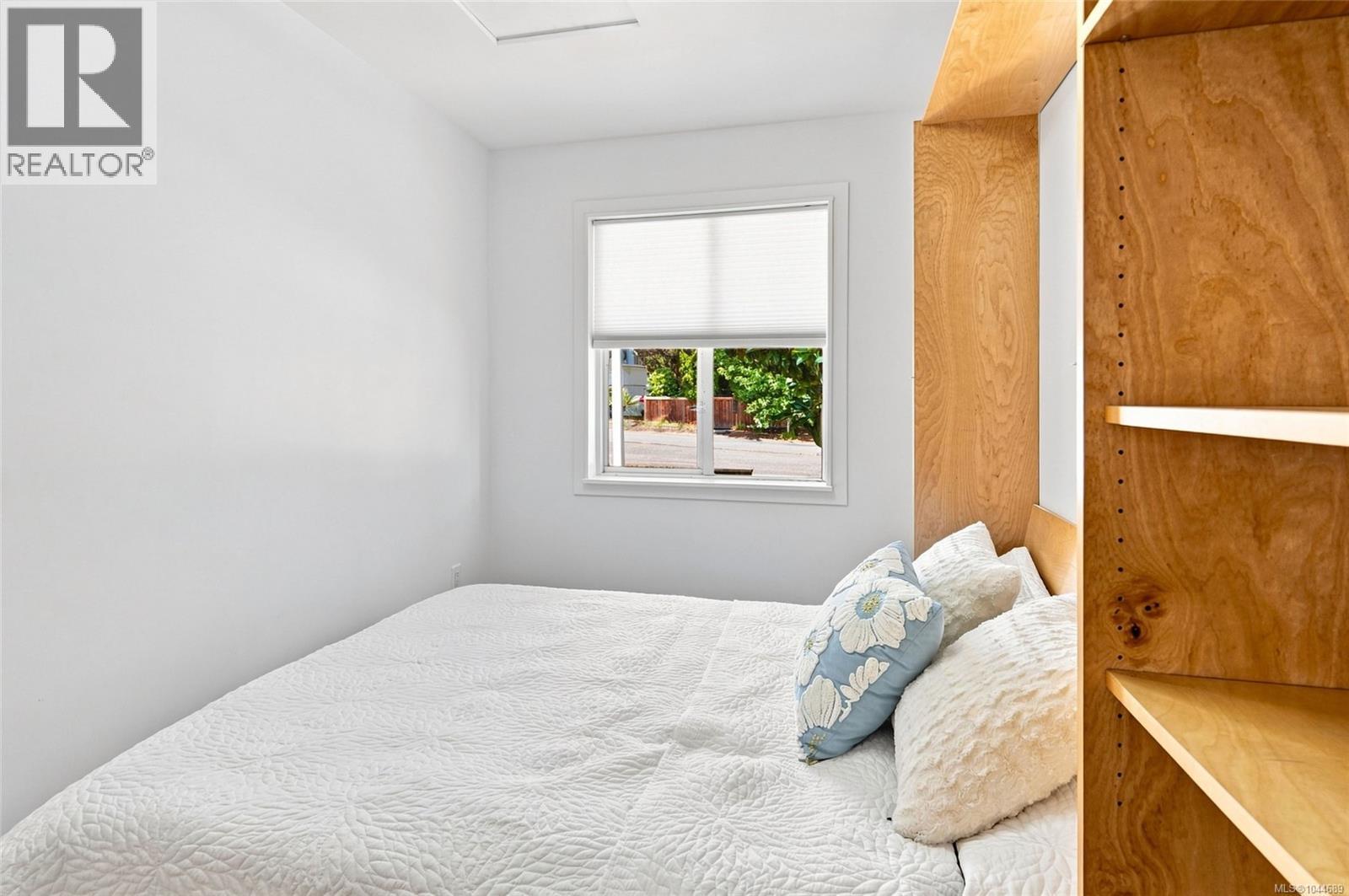 121 Pine St - 15