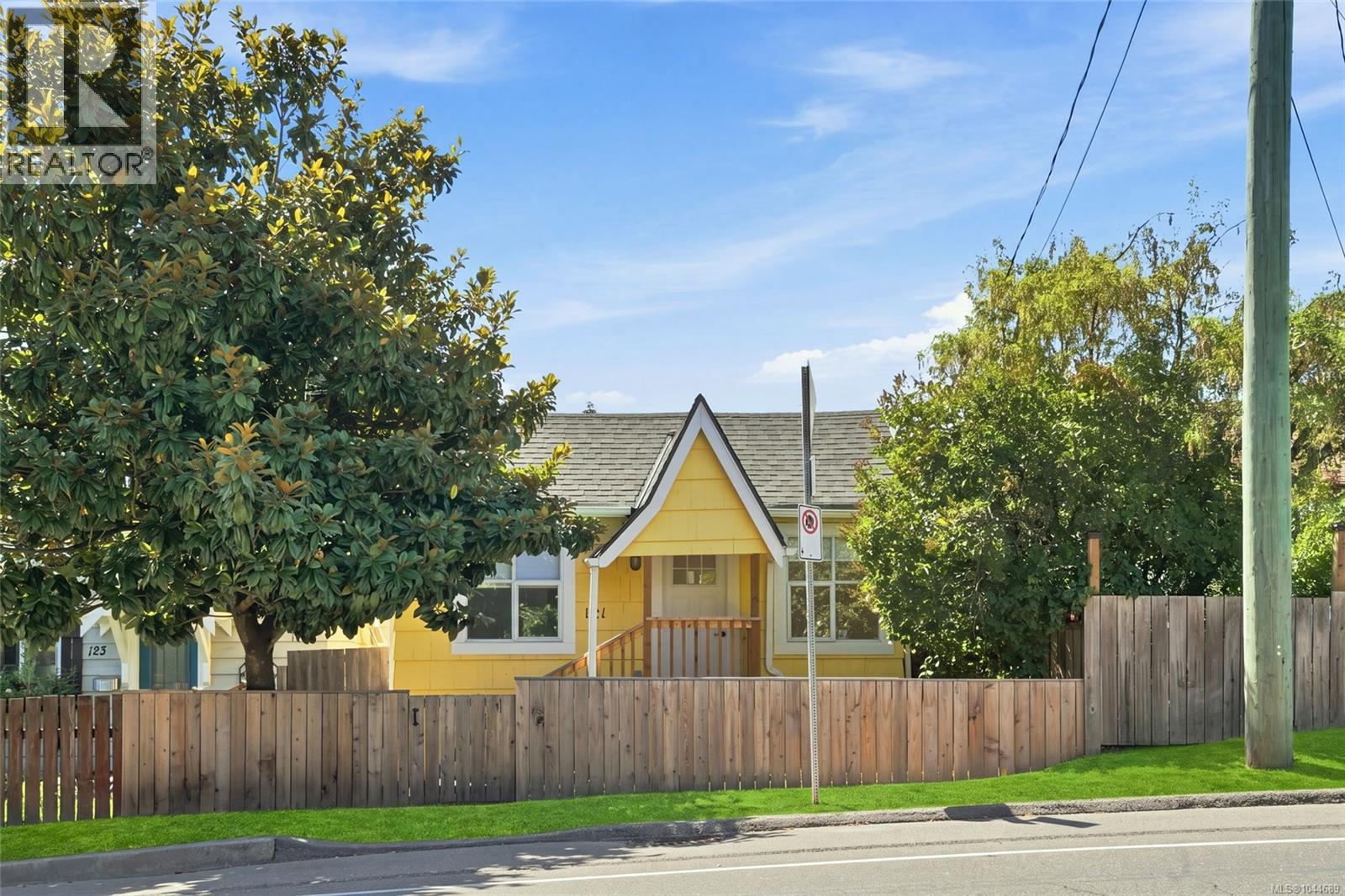 121 Pine St, Nanaimo
