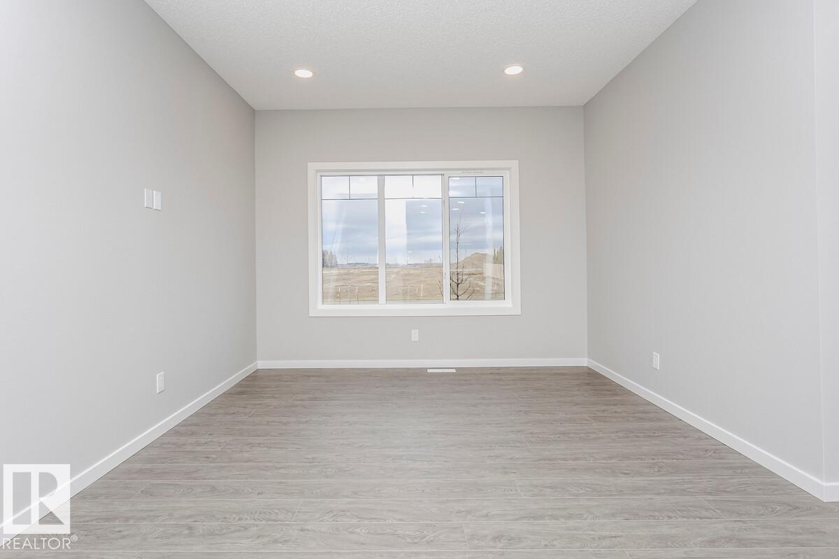 306 Hawthorn WY, Woodbend, Leduc photo 4