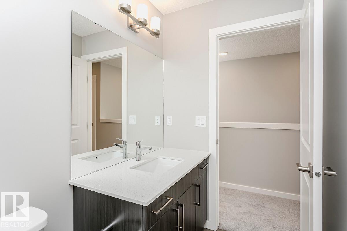 306 Hawthorn WY - 19