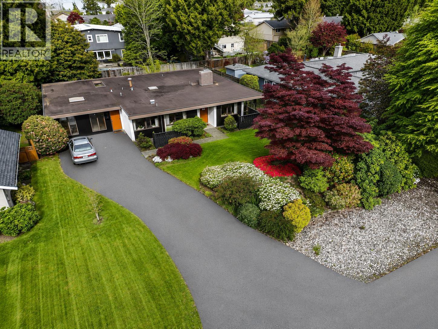 1042 KUMA CRESCENT