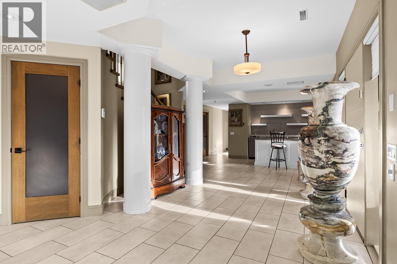 2376 Nahanni Court - 30
