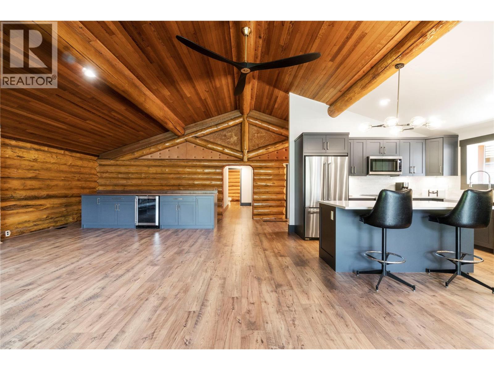 #1 8758 Holding Road - Image 16
